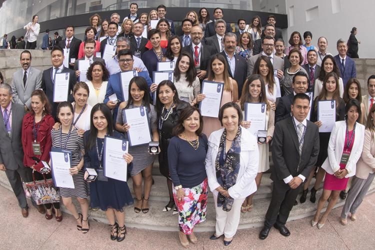 La Anáhuac, top 3 de universidades particulares en los Premios Ceneval al Desempeño de Excelencia EGEL