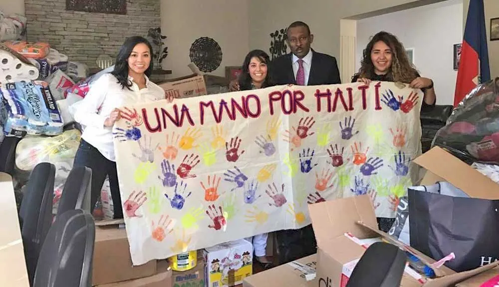 Realizamos entrega de donaciones a la Embajada de Haití en México