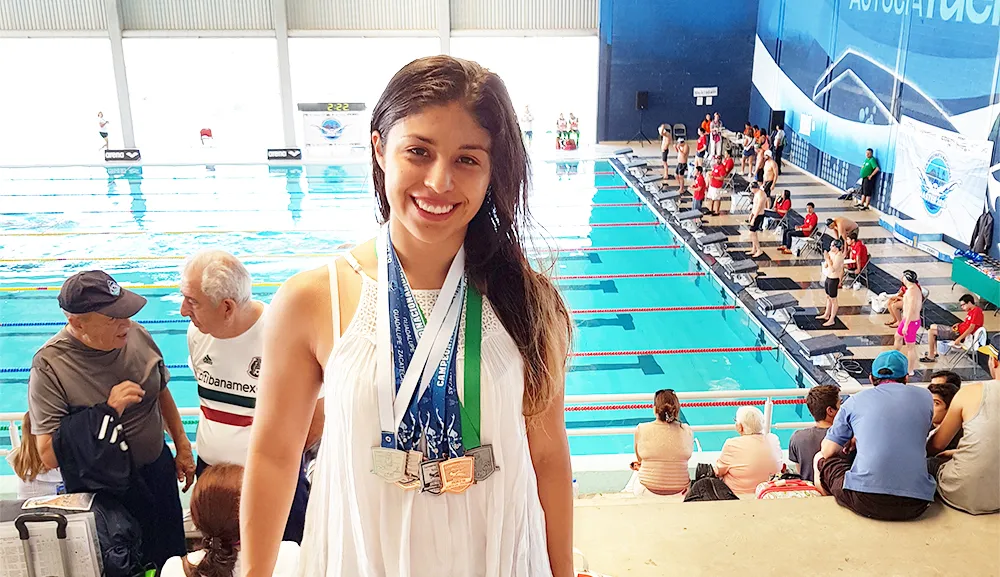 Egresada de Actuaría destaca en campeonato nacional de natación