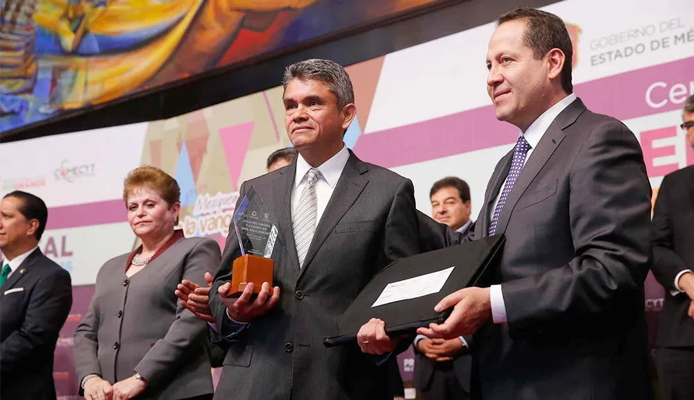 El Dr. José Juan Ibarra gana Premio Estatal de Ciencia y Tecnología 2016