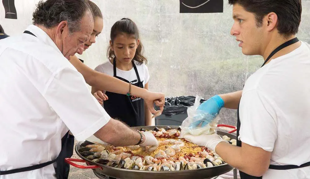 La Comunidad Anáhuac se reúne nuevamente en el 7° Festival de la Paella