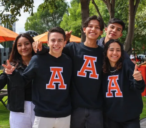 Equipo del Centro de Atención Estudiantil
