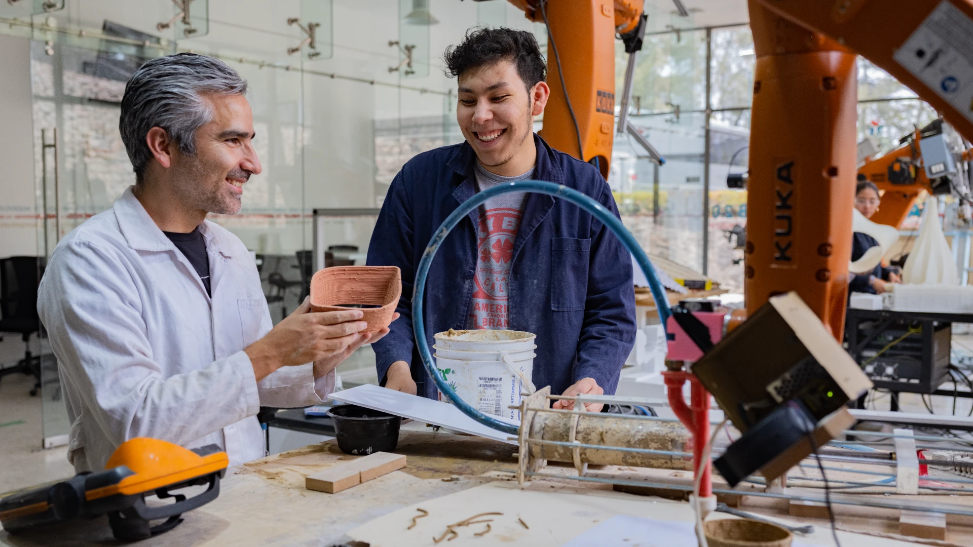 Estudiantes de ingeniería ambiental transformando nasa