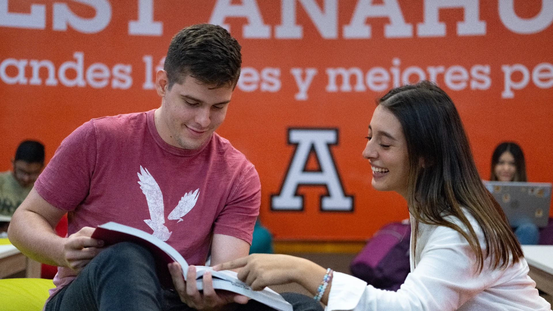 grupo de estudiantes de psicología social 
