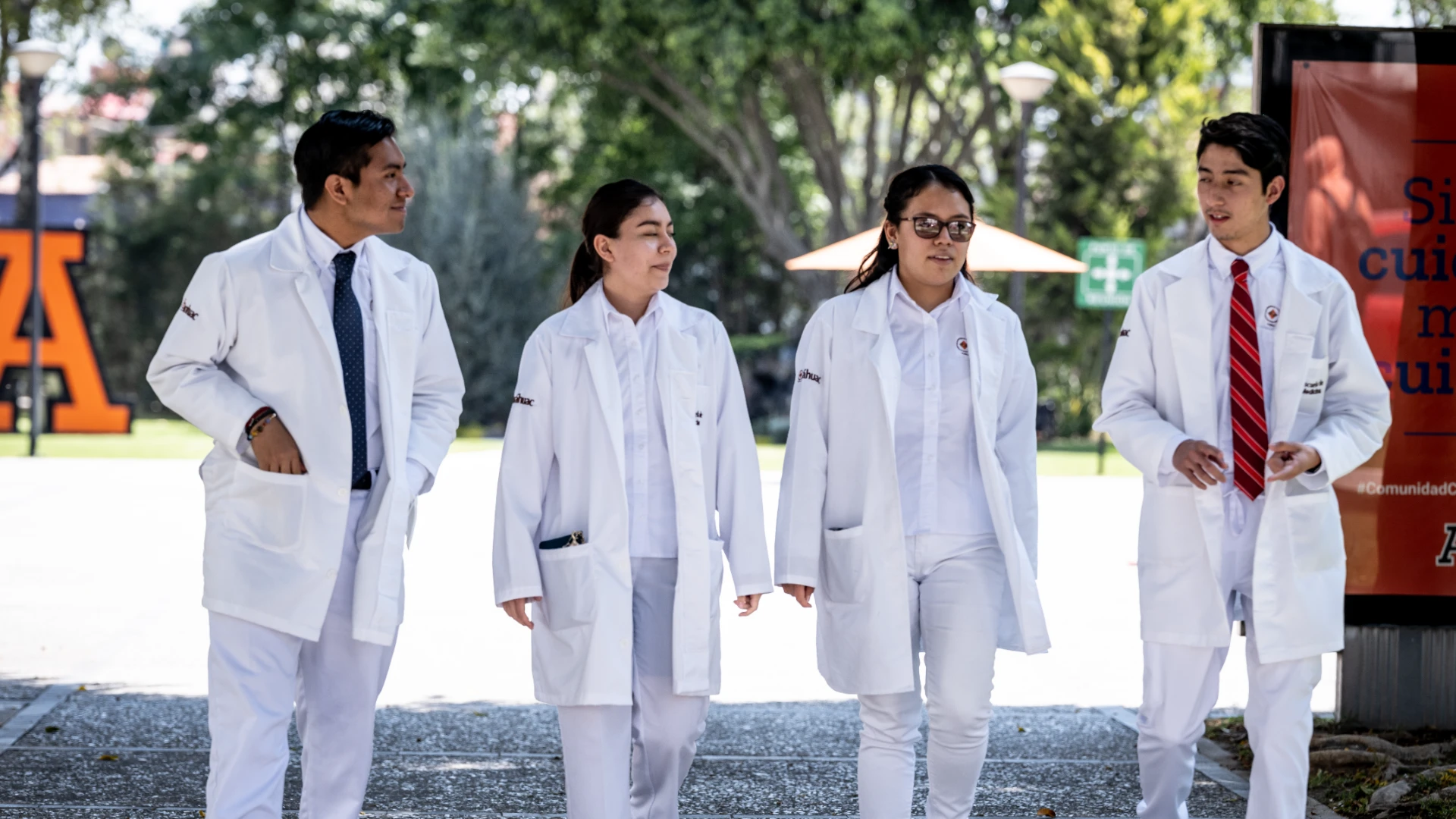 alumnas de medicina de la anahuac 