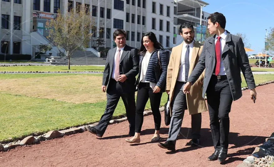 Generaci&oacute;n An&aacute;huac Egresados