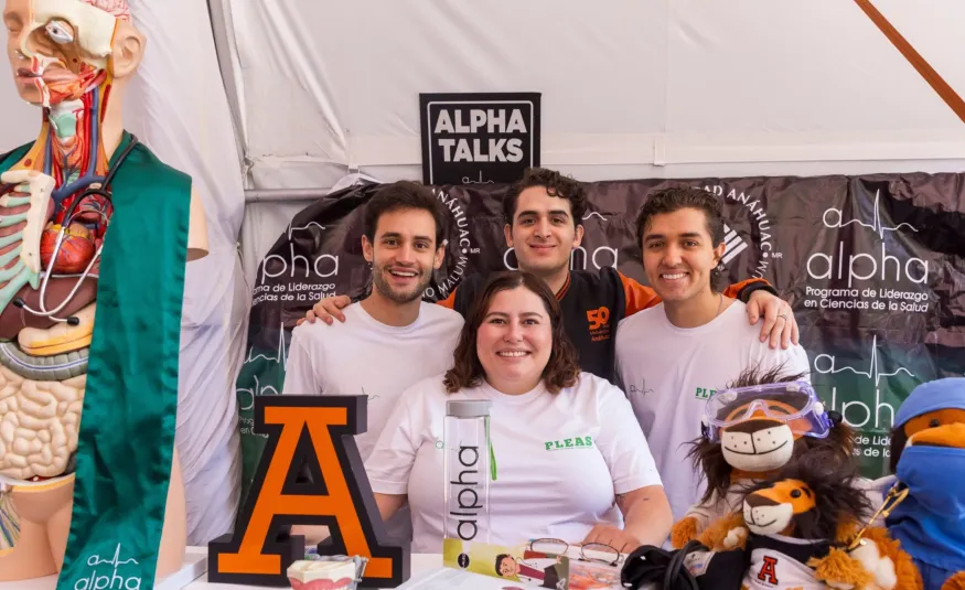 Alumnos del programa ALPHA en la Universidad Anáhuac