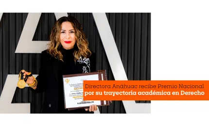 Directora Anáhuac recibe Premio Nacional por su trayectoria académica en Derecho