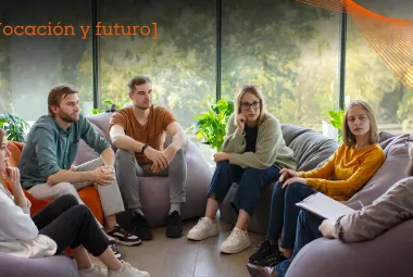 grupo de estudiantes de psicología social 