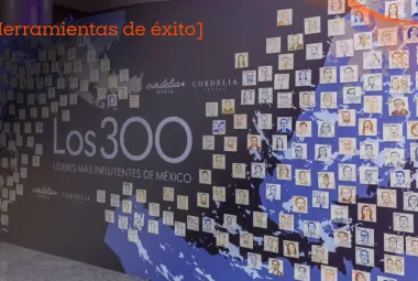 Pared de bienvenida de comida de los 300 lideres de mexico 