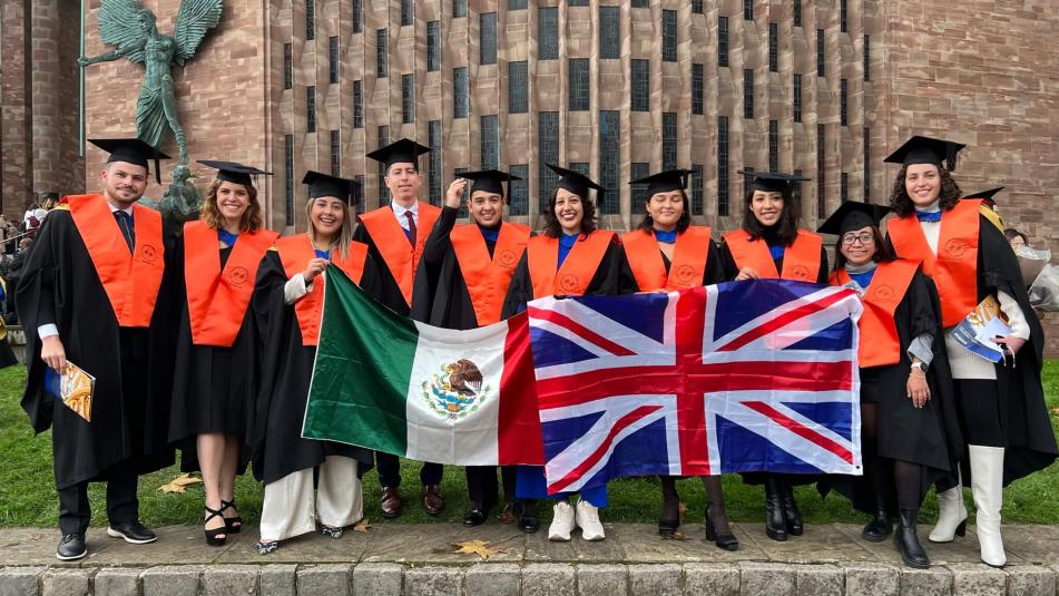 Se gradúa la primera generación Coventry Anáhua