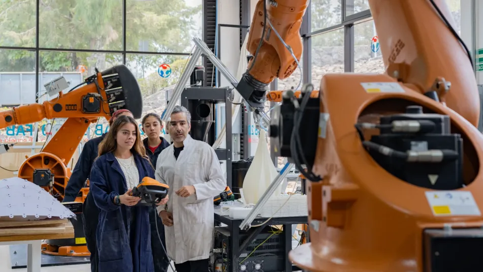 Estudiantes de ingeniería de la universidad anáhuac