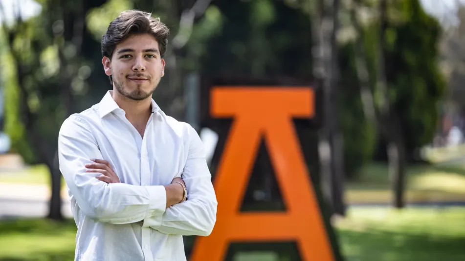 Estudiante anahuac diplomacia internacional en campus