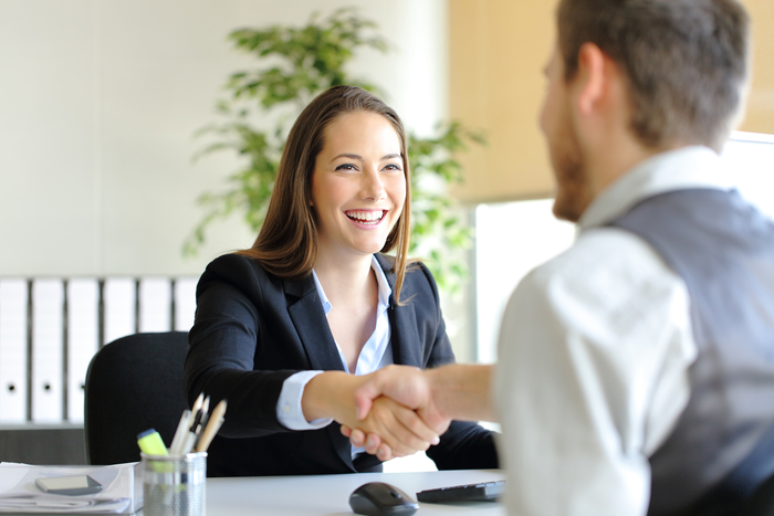 INNOVACIÓN EN EL SERVICIO AL CLIENTE PARA REPRESENTANTES DE PUNTO DE VENTAS 