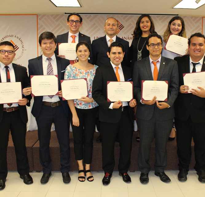 ¡Felicidades a los egresados de la 13ª generación del Programa de Excelencia Vértice Anáhuac”