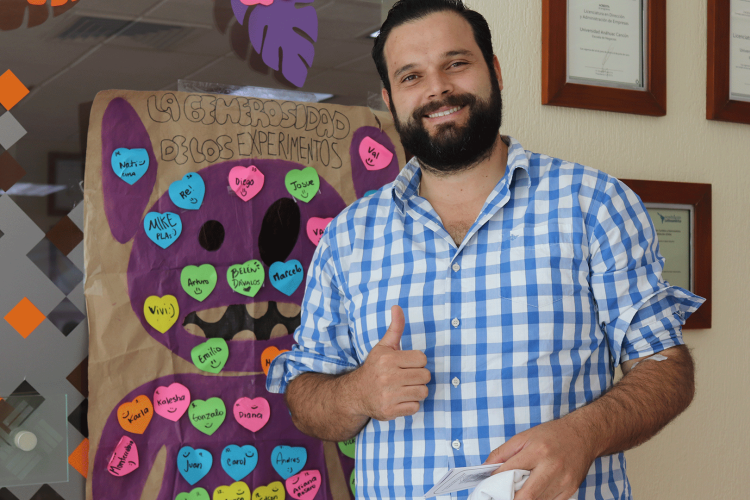 Continúa la Exitosa Campaña de Donación de Sangre "De Corazón a Corazón" en la Universidad Anáhuac Cancún: Más de 142 voluntarios participaron.