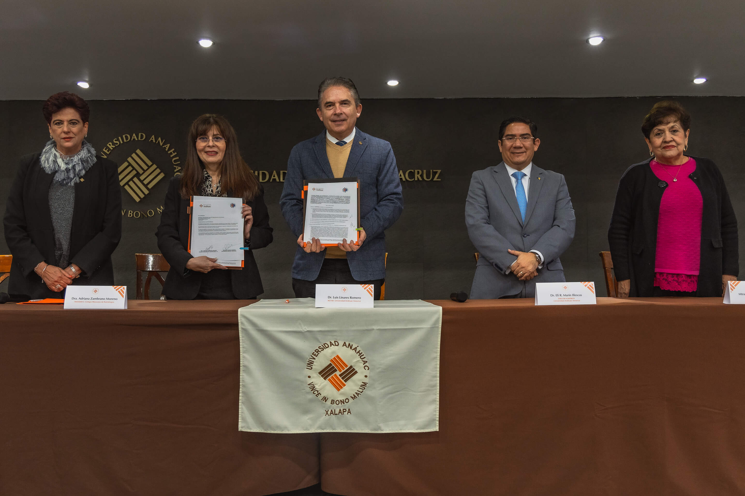 La Universidad Anáhuac Firma Convenio