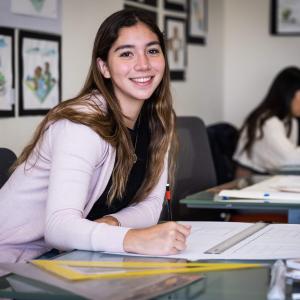 La Educación como Herramienta para Fortalecer la Autoestima