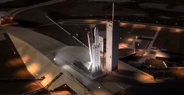 SpaceX lanzó el Falcon Heavy.