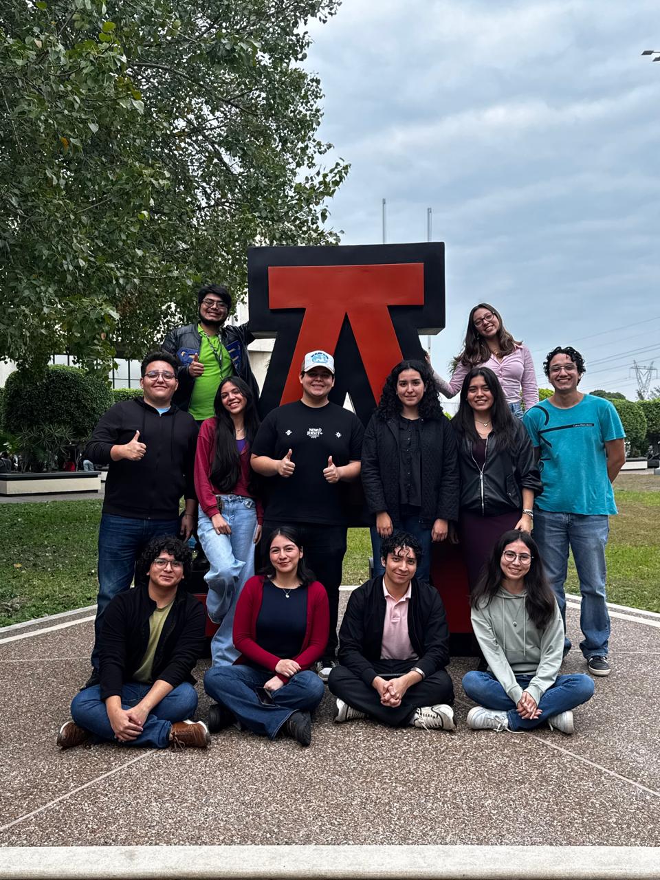 Jóvenes delfines investigadores 