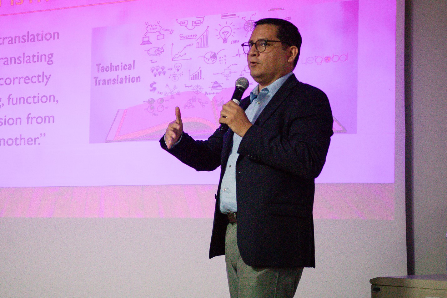 Ing. Erik Alfonso Vicencio Mijares, en el auditorio C.P. Jesús Rodríguez.