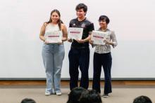Alumnos premiados del concurso Be My Valentine 2026.
