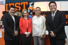 Nuestra Rectora, en el Foro Estatal del Agua, en compañía de Cristian Hdz., Sandra Suastes y alumno Roberto Alexander.