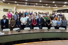Participantes en el encuentro Responsabilidad Social en la Industria, en el Aula Virtual de Ciencias de la Salud.