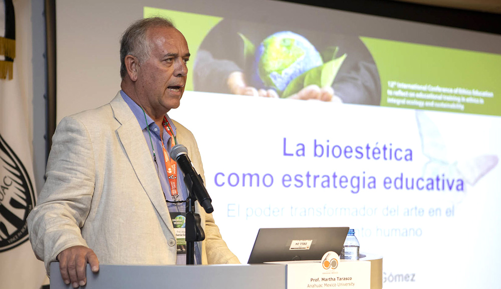 Dr. Ana Carolina Sepúlveda participates in the sixth Master Lecture on Bioethics at UNAM