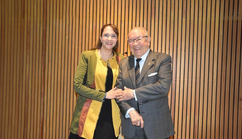 Jennifer Hincapie participated in the Medicine and Health Seminar of the UNAM School of Medicine