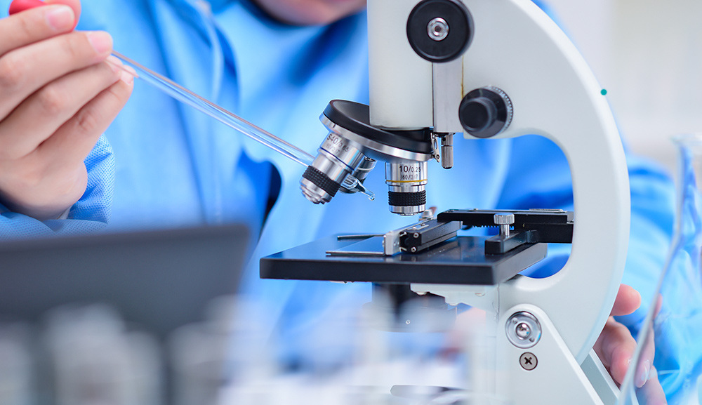 Vida bajo el microscopio frente al desafío del esperma enfermo