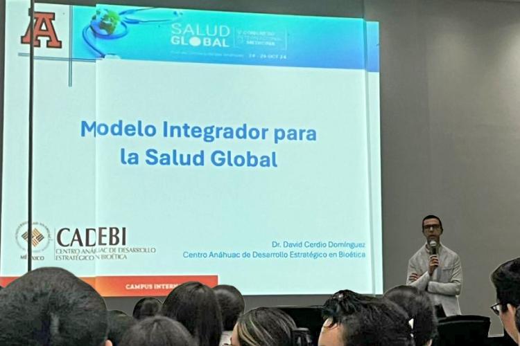 El CADEBI, presente en el V Congreso Internacional de Medicina de la Universidad Anáhuac Cancún