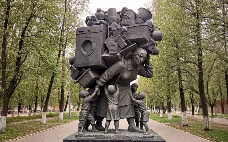 Towards a Bioethics of Care