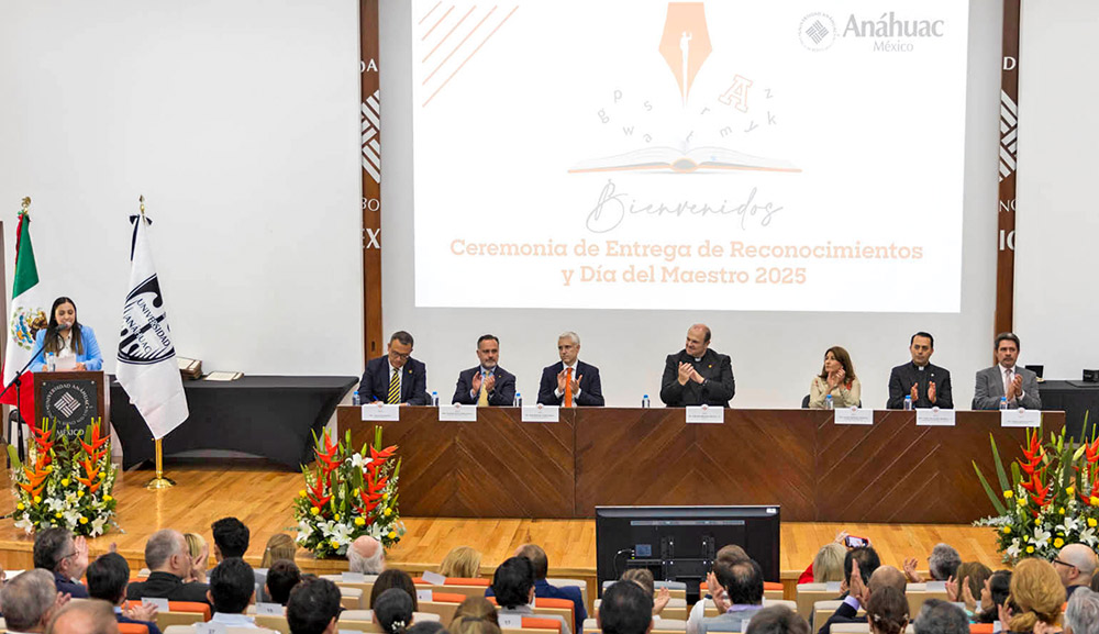 La Universidad Anáhuac México realizó la Ceremonia de Entrega de Reconocimientos 