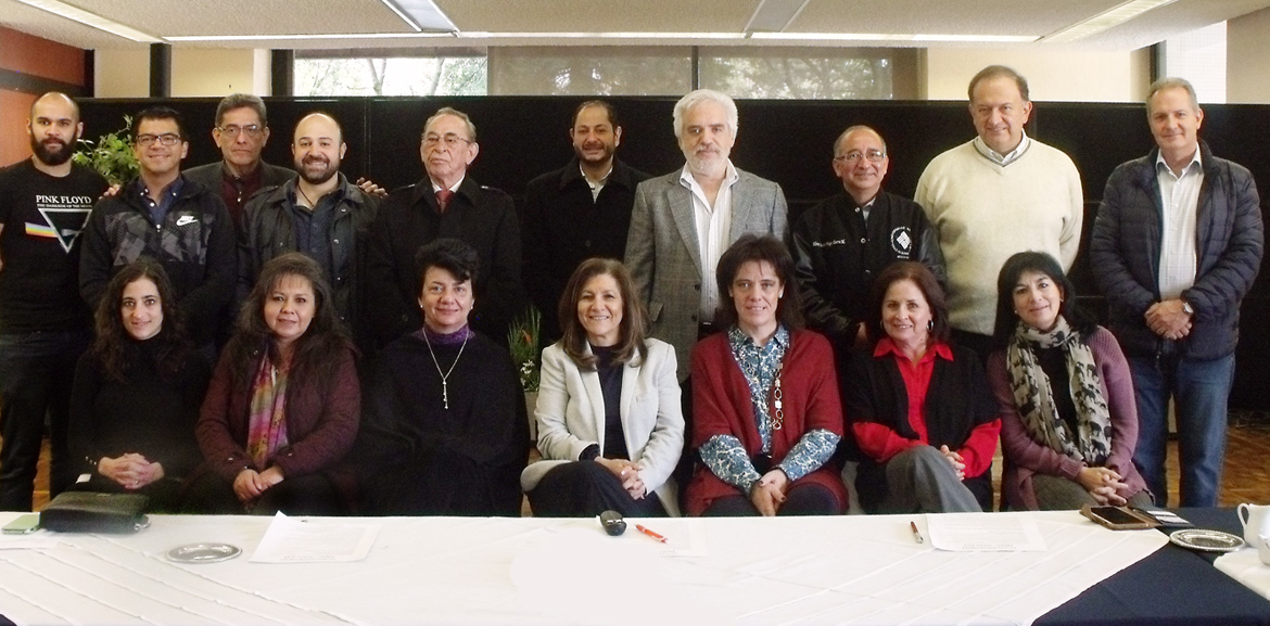 Académicos de Actuaría se reúnen en el tradicional desayuno de inicio de cursos