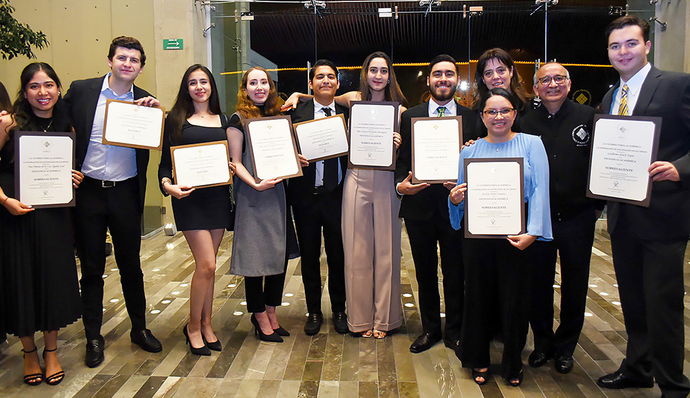 Premios a la Excelencia Académica 2023