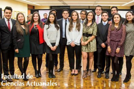 Alumnos de Ciencias Actuariales presentan carteles del Seminario de Investigación