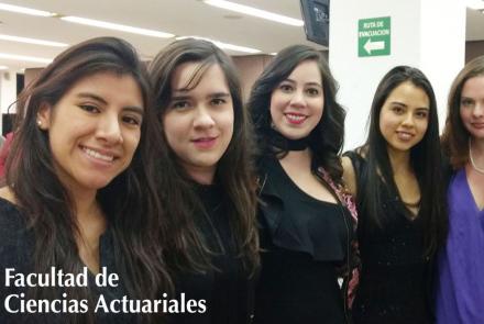 Reconocen a alumnos de Ciencias Actuariales con Premio a la Excelencia