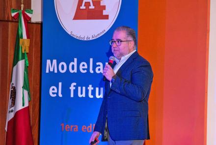 Francisco Martínez imparte la ponencia “El Sistema de Ahorro para el Retiro: Inversión y Futuro Financiero”