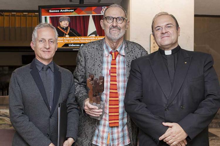 Thom Mayne: PREMIO MARIO PANI 2015