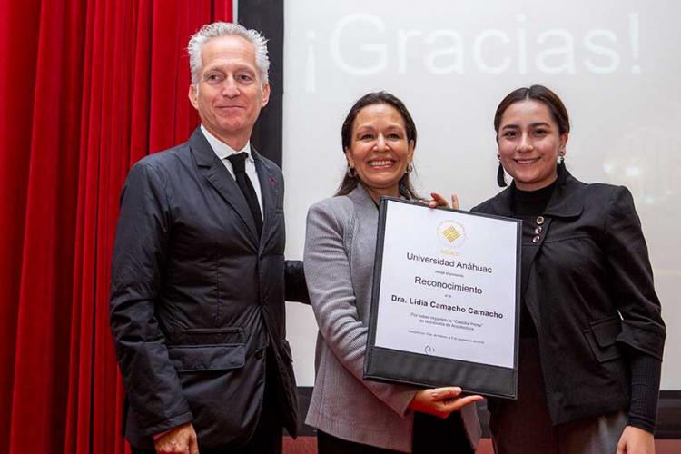 Directora del INBA imparte la Cátedra Prima de la Escuela de Arquitectura