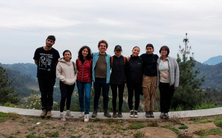 Alumnos de la Licenciatura en Artes Visuales emprenden un viaje a Chilapa, Veracruz en honor a los 400 años de la Virgen de Guadalupe.  
