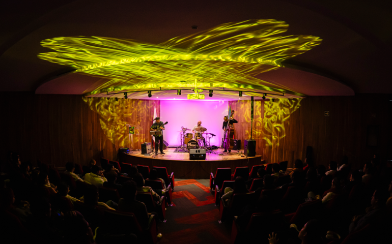 Profesores brillan al ritmo del jazz en el Faculty Jam