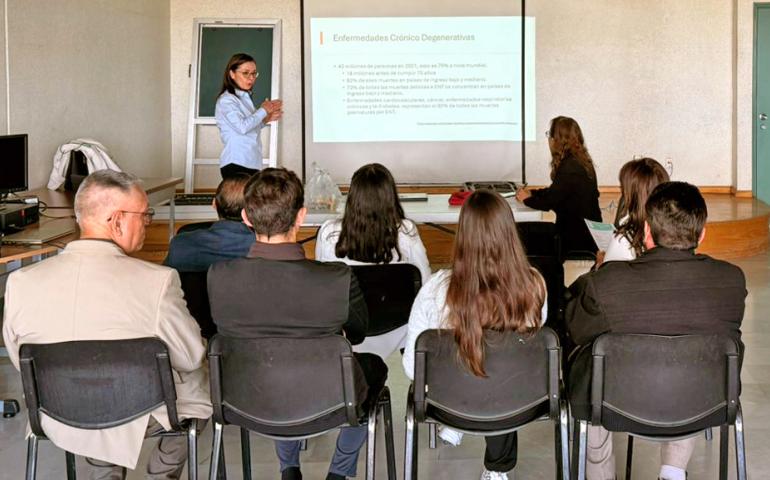 Lecture on bioethics and palliative care at the ANMB
