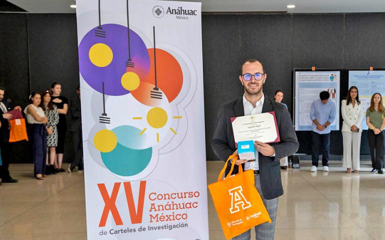 XV Concurso Anáhuac de Carteles de Investigación