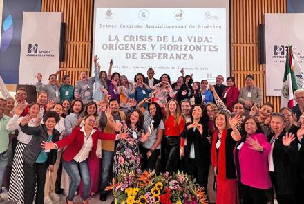 Participamos en el Primer Congreso Arquidiocesano de Bioética en León, Guanajuato