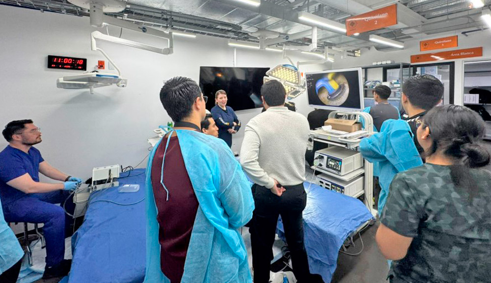 Impartimos curso en simulación médica para tratar la Hiperplasia Prostática