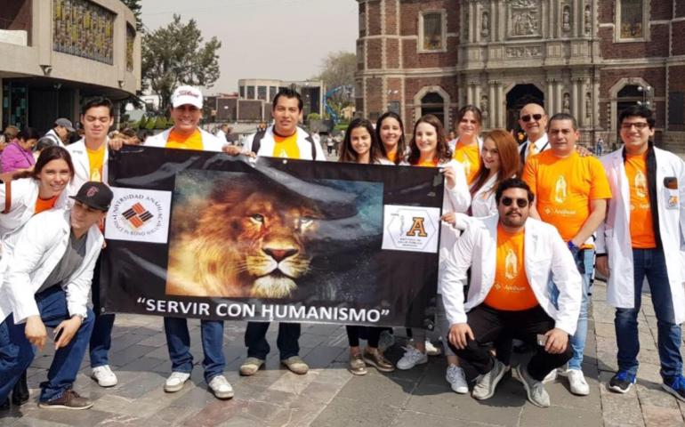 Peregrinación Anáhuac hacia la Basílica de Guadalupe