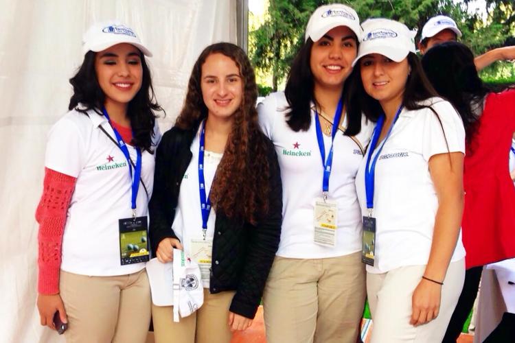 Alumnas de la Licenciatura en Dirección y Administración del Deporte en el PGA Tour Latinoamericano
