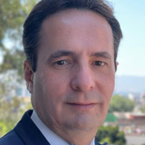 Egresado Guillermo García